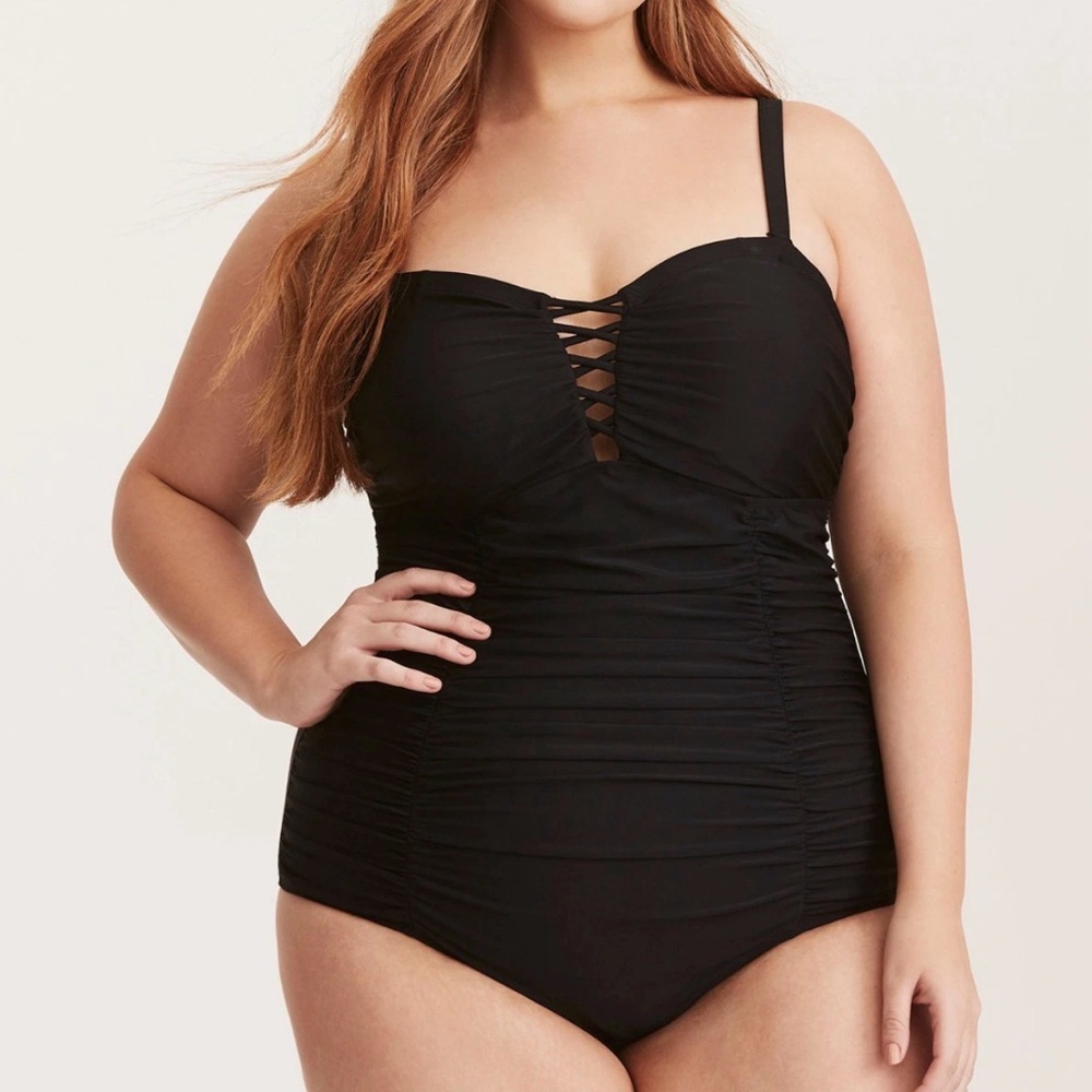 Torrid Black Ruched Lace-Up One-Piece size 4/26 sexy bombshell some wear